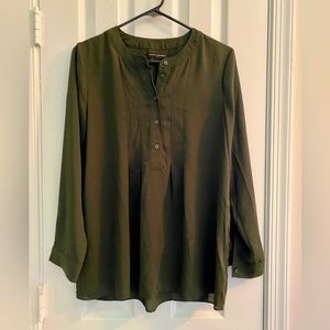 Banana Republic Women’s Blouse